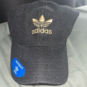 ADIDAS- Women’s Adjustable Logo Cap
